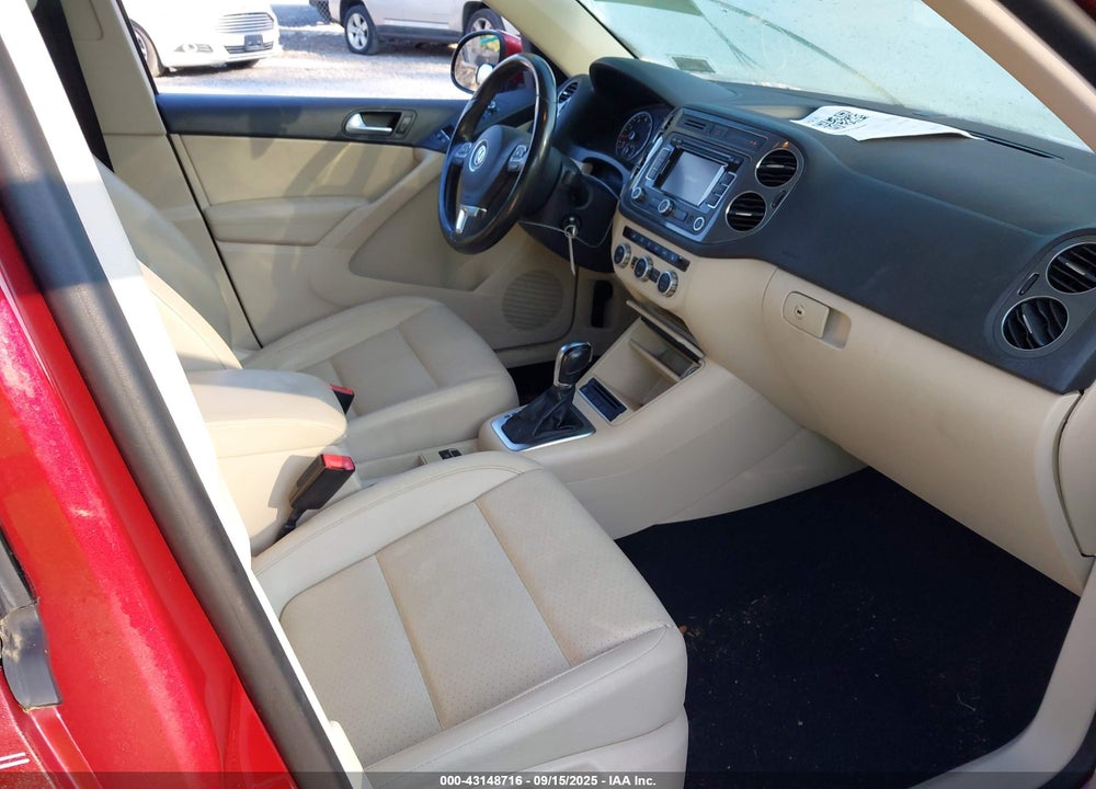 2013 VOLKSWAGEN TIGUAN VIN: WVGBV7AX9DW000978