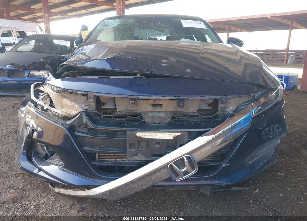 2018 HONDA ACCORD VIN: 1HGCV1F15JA056596