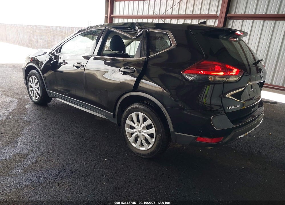 2017 NISSAN ROGUE VIN: JN8AT2MT9HW402799