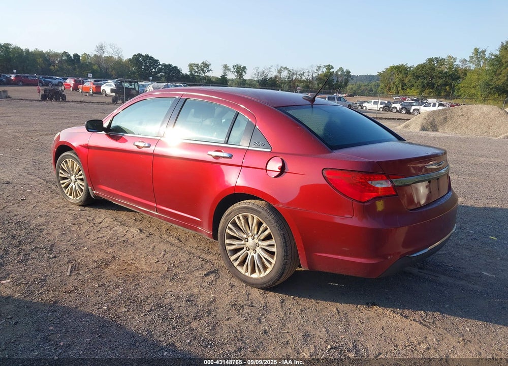 2012 CHRYSLER 200 VIN: 1C3CCBCB2CN305587