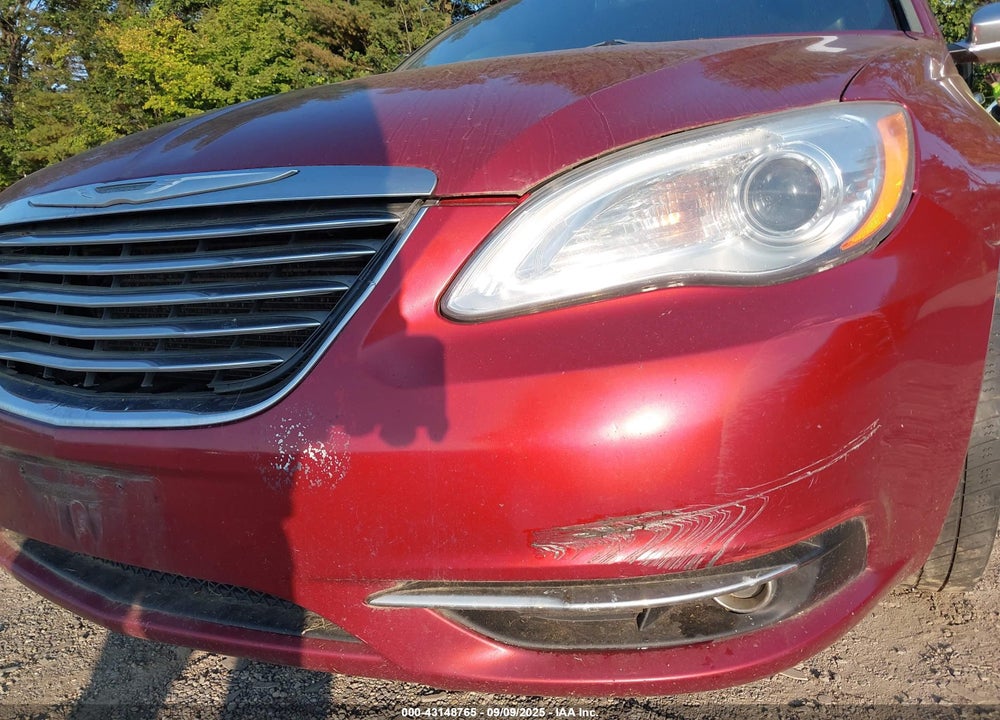 2012 CHRYSLER 200 VIN: 1C3CCBCB2CN305587
