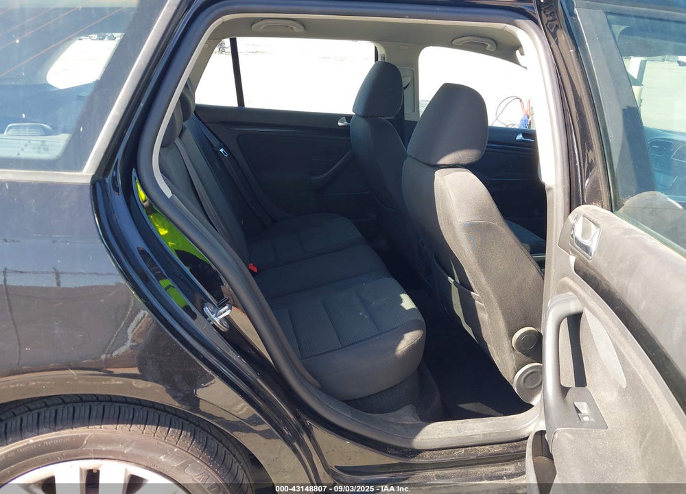 2014 VOLKSWAGEN JETTA VIN: 3VWPP7AJ8EM616430
