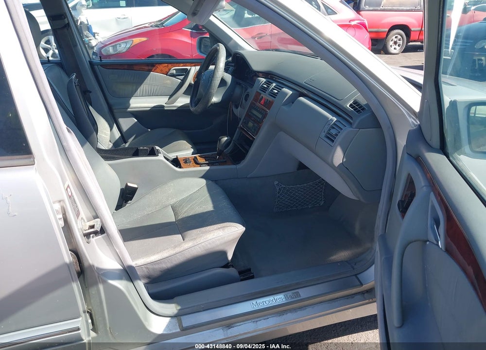 2001 MERCEDES-BENZ E 320 VIN: WDBJF65J91B308439