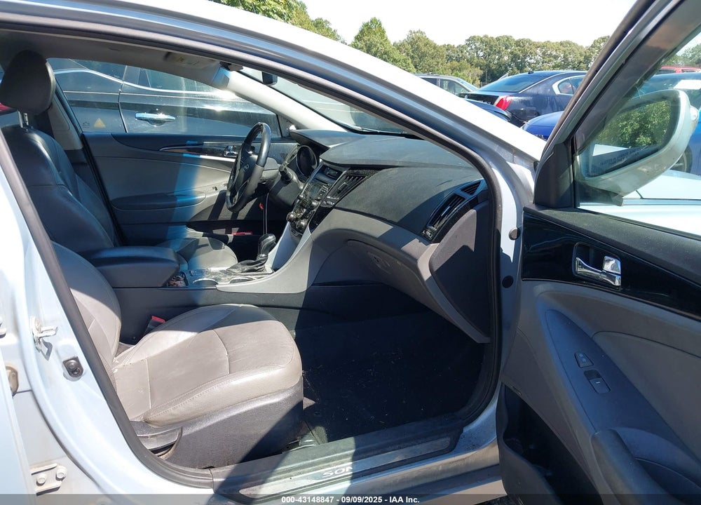 2012 HYUNDAI SONATA VIN: 5NPEC4AC2CH374369