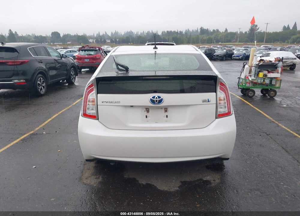 2013 TOYOTA PRIUS FOUR VIN: JTDKN3DU5D5590861