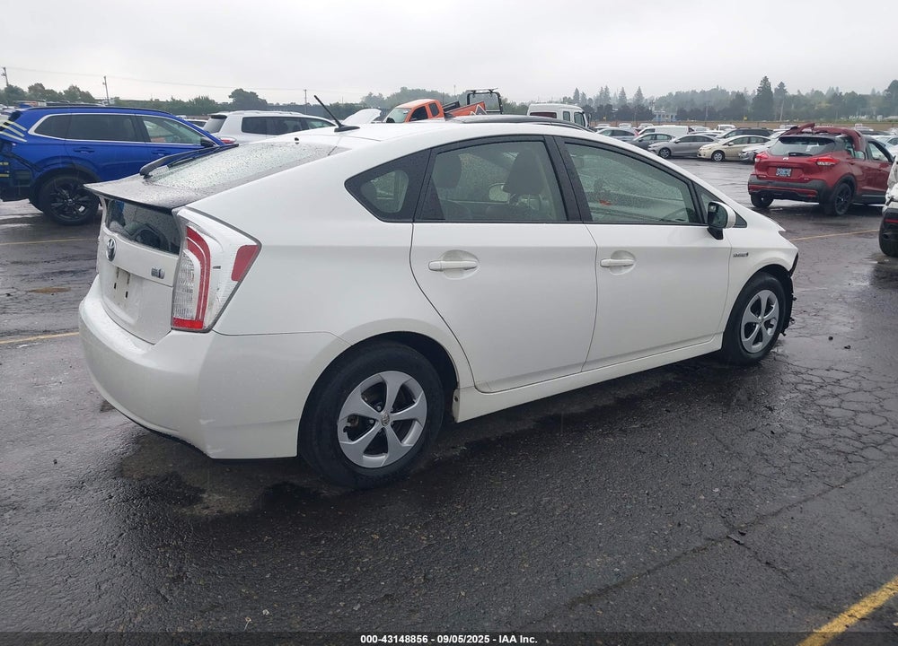 2013 TOYOTA PRIUS FOUR VIN: JTDKN3DU5D5590861