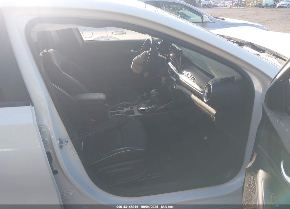 2022 KIA FORTE VIN: 3KPF54AD7NE422088