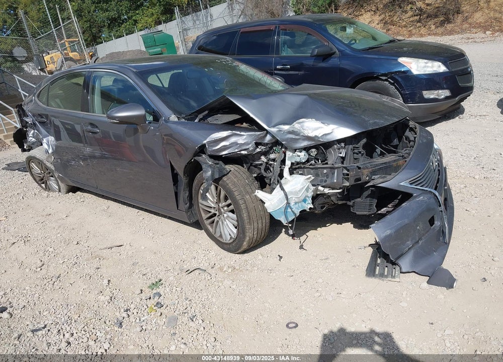 2013 LEXUS ES 350 VIN: JTHBK1GG1D2047185