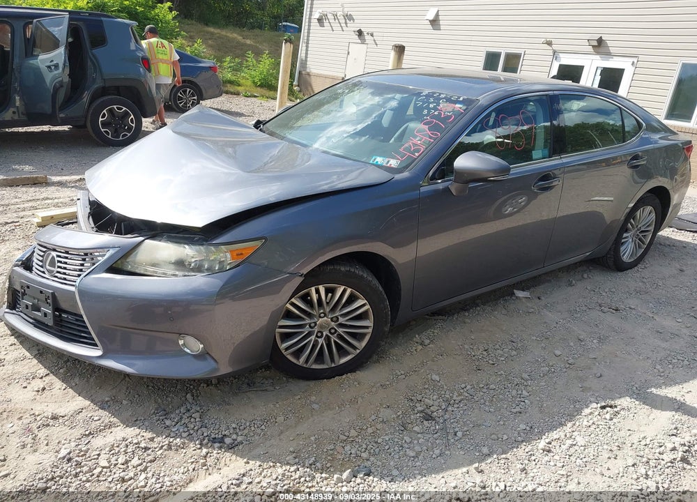 2013 LEXUS ES 350 VIN: JTHBK1GG1D2047185