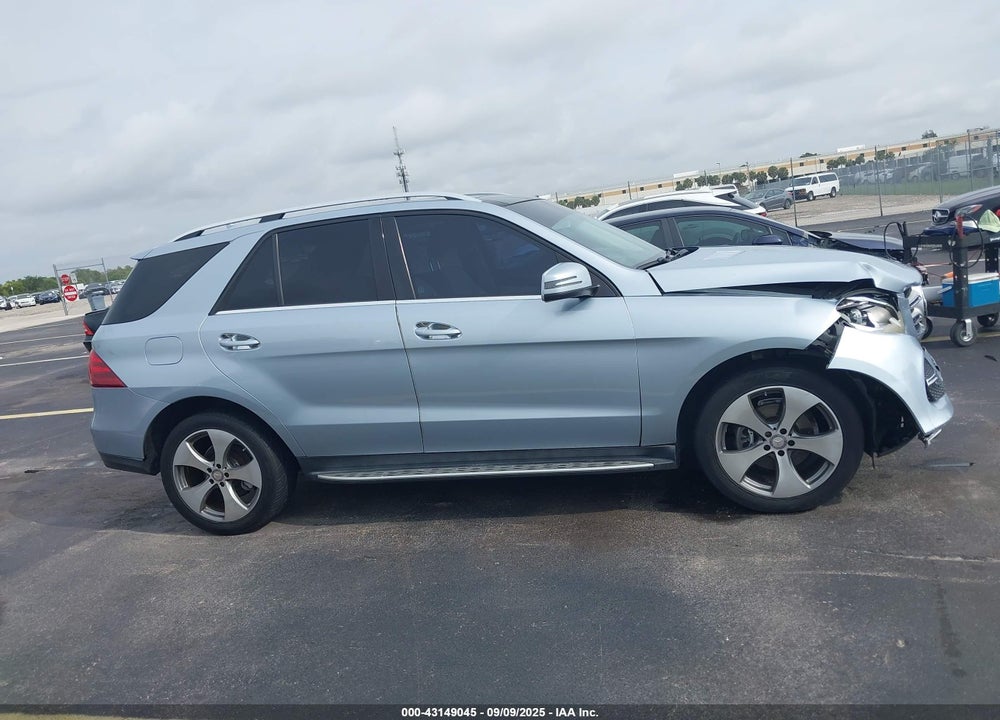 2016 MERCEDES-BENZ GLE 350 VIN: 4JGDA5JB9GA742537