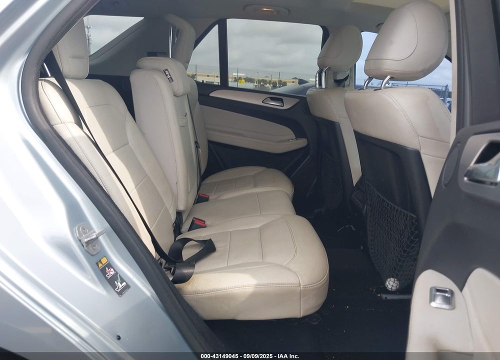 2016 MERCEDES-BENZ GLE 350 VIN: 4JGDA5JB9GA742537
