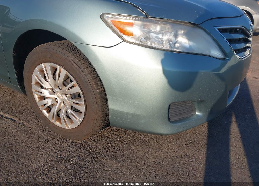 2011 TOYOTA CAMRY LE VIN: 4T1BF3EK1BU638932