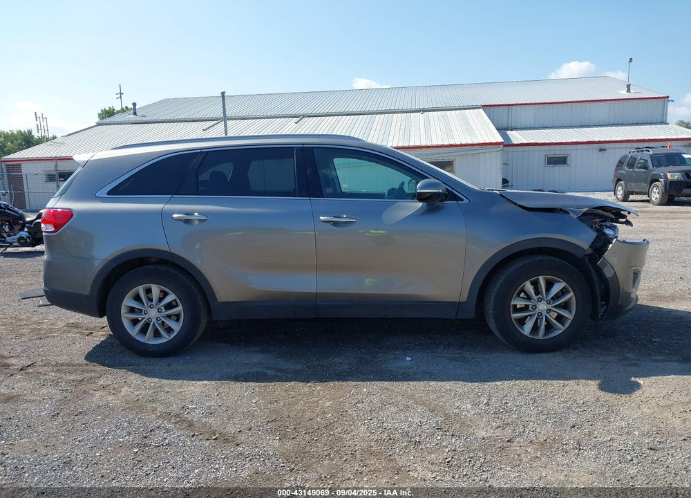 2018 KIA SORENTO VIN: 5XYPG4A3XJG401741