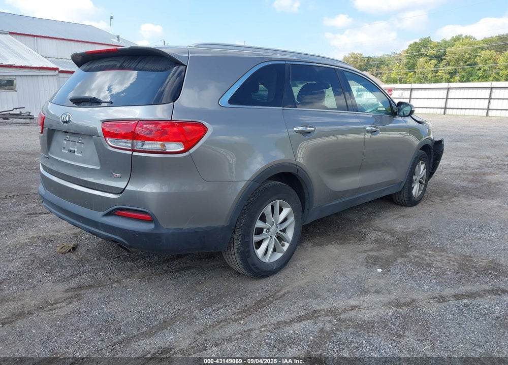 2018 KIA SORENTO VIN: 5XYPG4A3XJG401741