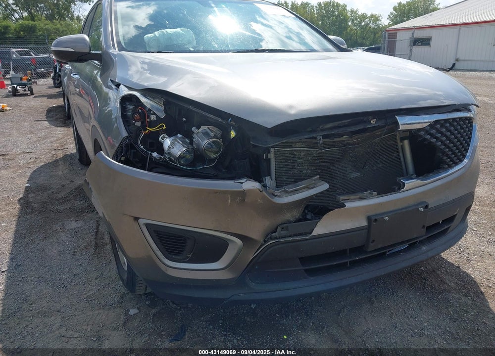 2018 KIA SORENTO VIN: 5XYPG4A3XJG401741