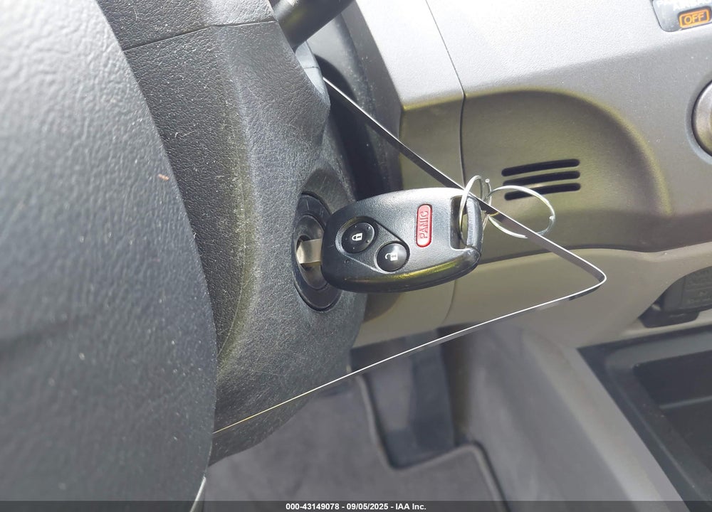 2009 HONDA CIVIC VIN: 1HGFA16589L013026