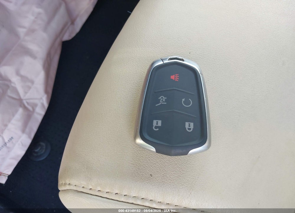 2018 CADILLAC XT5 VIN: 1GYKNDRS0JZ220283