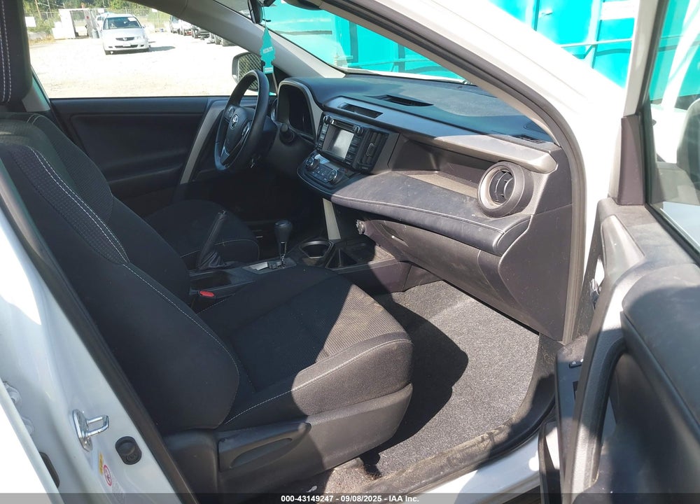 2018 TOYOTA RAV4 VIN: 2T3RFREV4JW784839