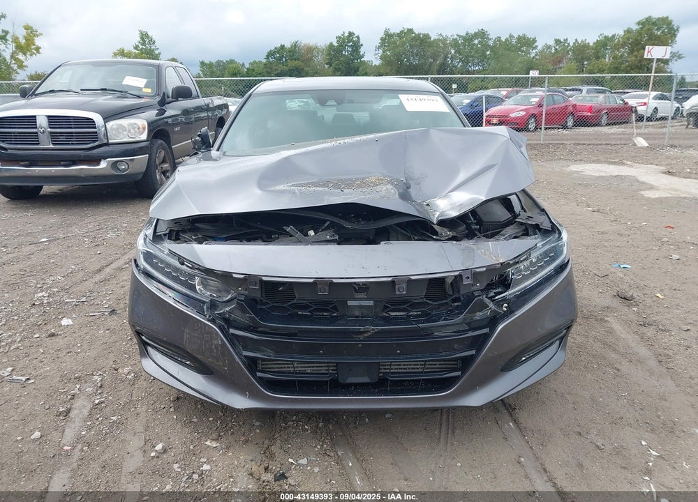 2018 HONDA ACCORD VIN: 1HGCV2F3XJA006400