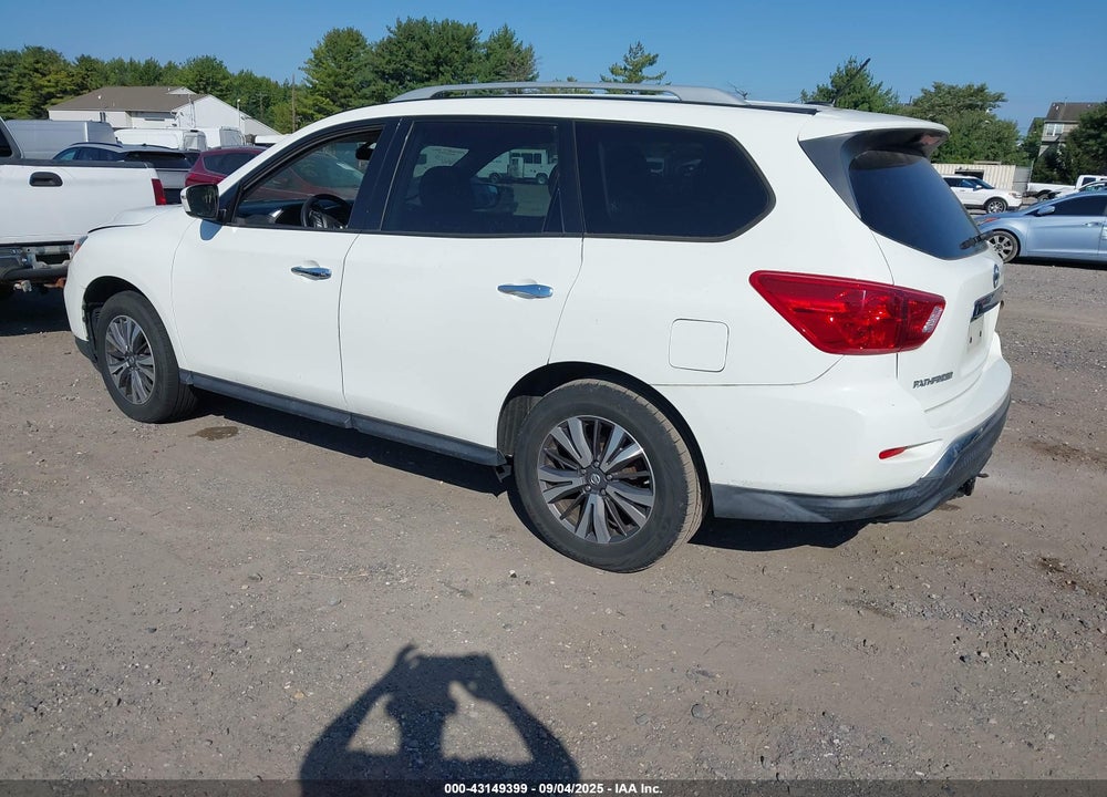 2017 NISSAN PATHFINDER VIN: 5N1DR2MMXHC907991