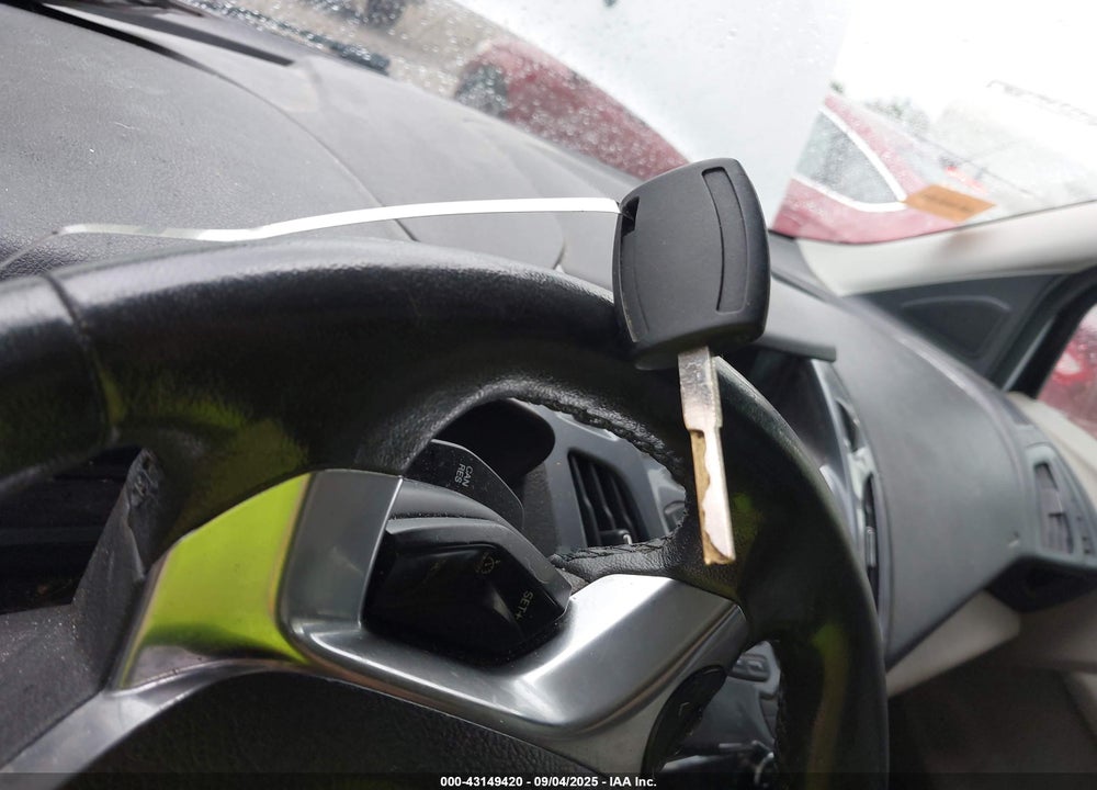 2014 FORD TRANSIT CONNECT TITANIUM VIN: NM0GE9G79E1148234