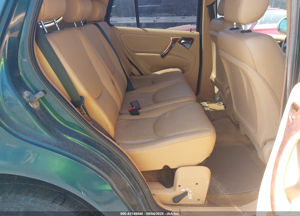 1998 MERCEDES-BENZ ML 320 CLASSIC VIN: 4JGAB54E4WA050383