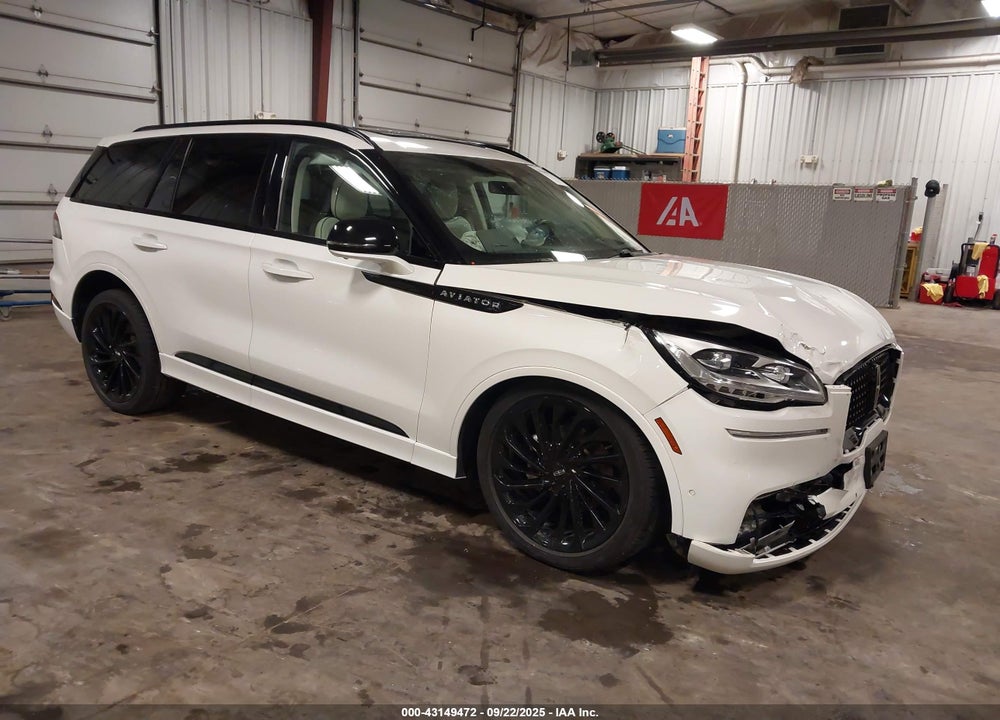 2023 LINCOLN AVIATOR BLACK LABEL VIN: 5LM5J9XC2PGL04903