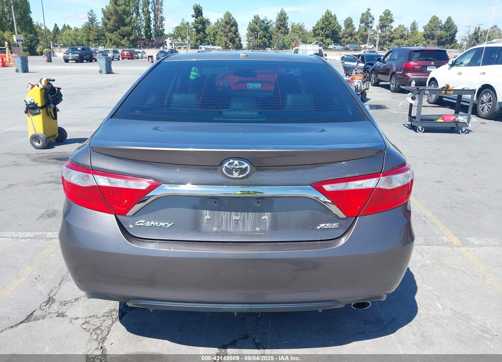 2016 TOYOTA CAMRY VIN: 4T1BF1FK7GU518496