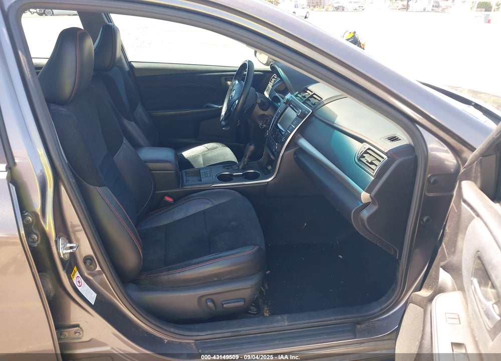 2016 TOYOTA CAMRY VIN: 4T1BF1FK7GU518496
