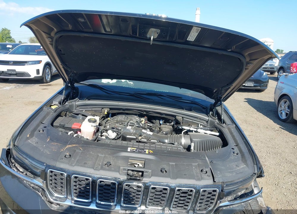 2022 JEEP GRAND CHEROKEE VIN: 1C4RJHBG9N8573176