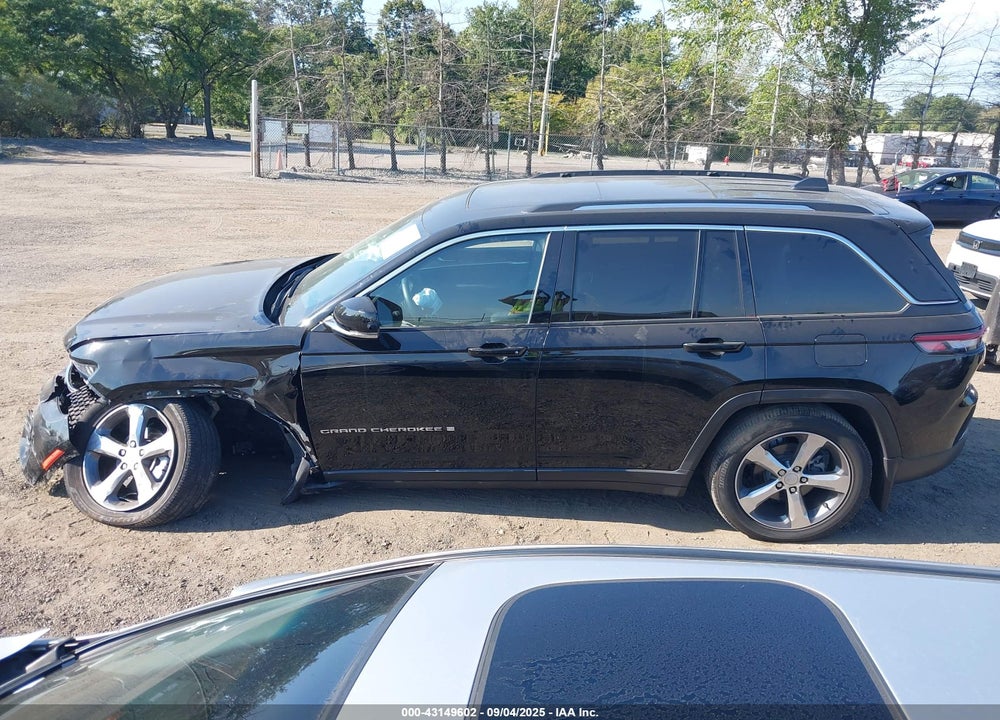 2022 JEEP GRAND CHEROKEE VIN: 1C4RJHBG9N8573176