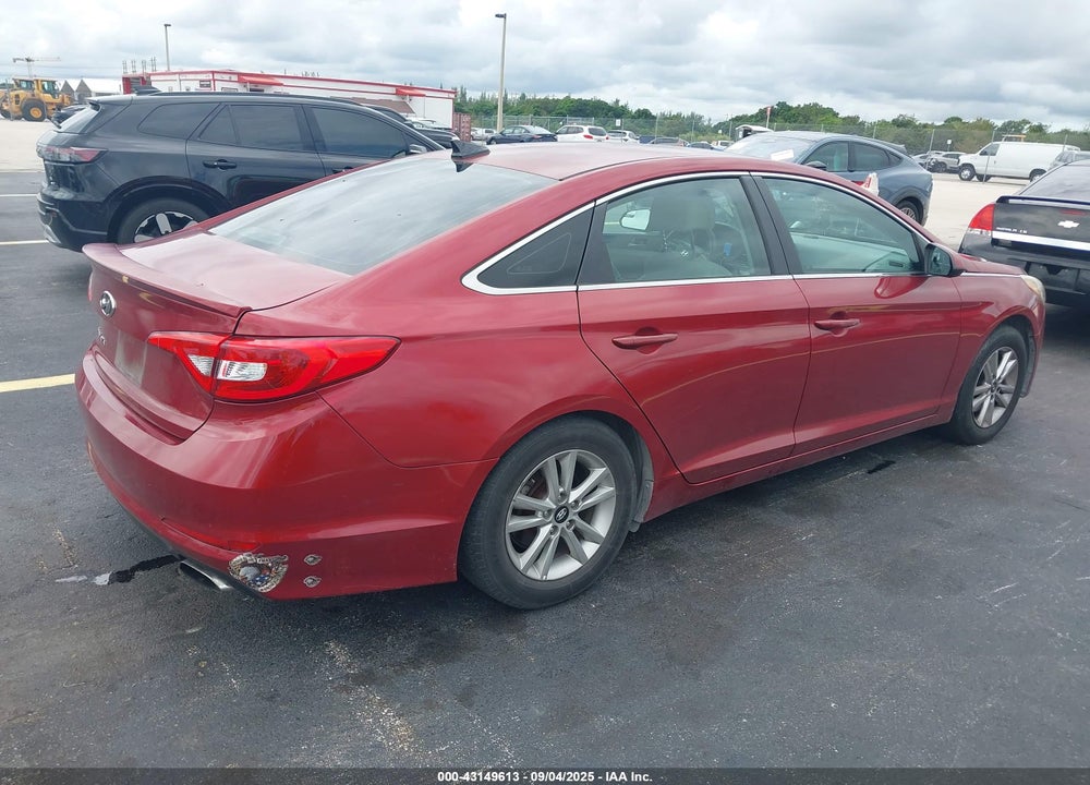 2016 HYUNDAI SONATA VIN: 5NPE24AF8GH417972