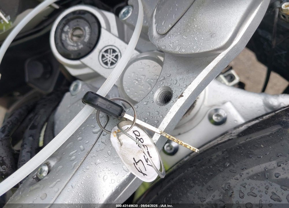 2021 YAMAHA FJR1300 AE VIN: JYARP30E0MA001094
