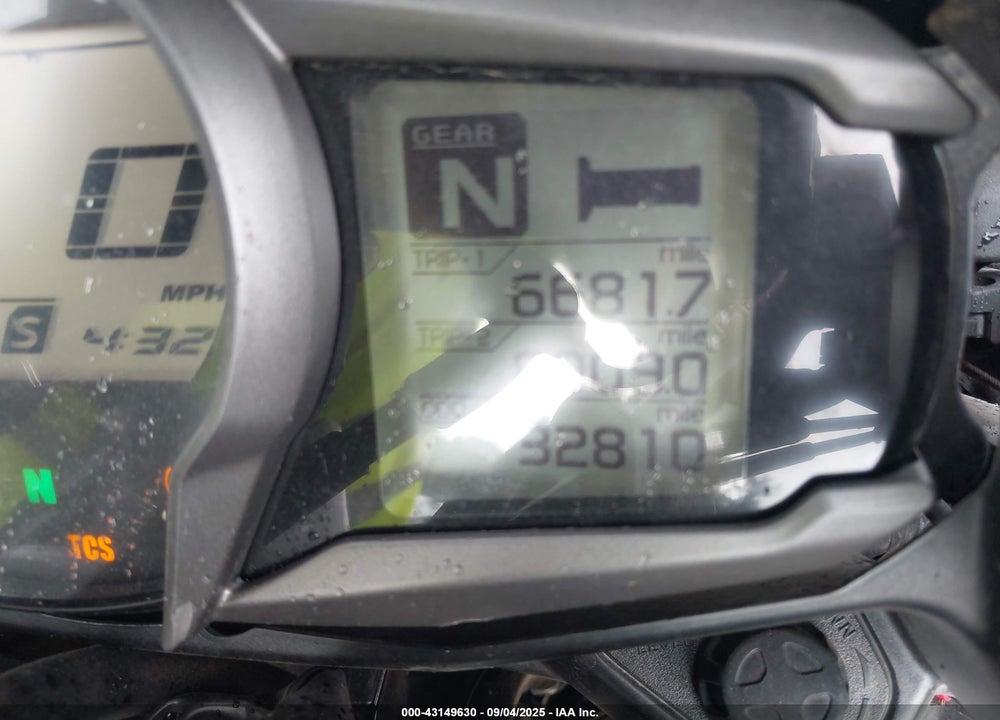 2021 YAMAHA FJR1300 AE VIN: JYARP30E0MA001094