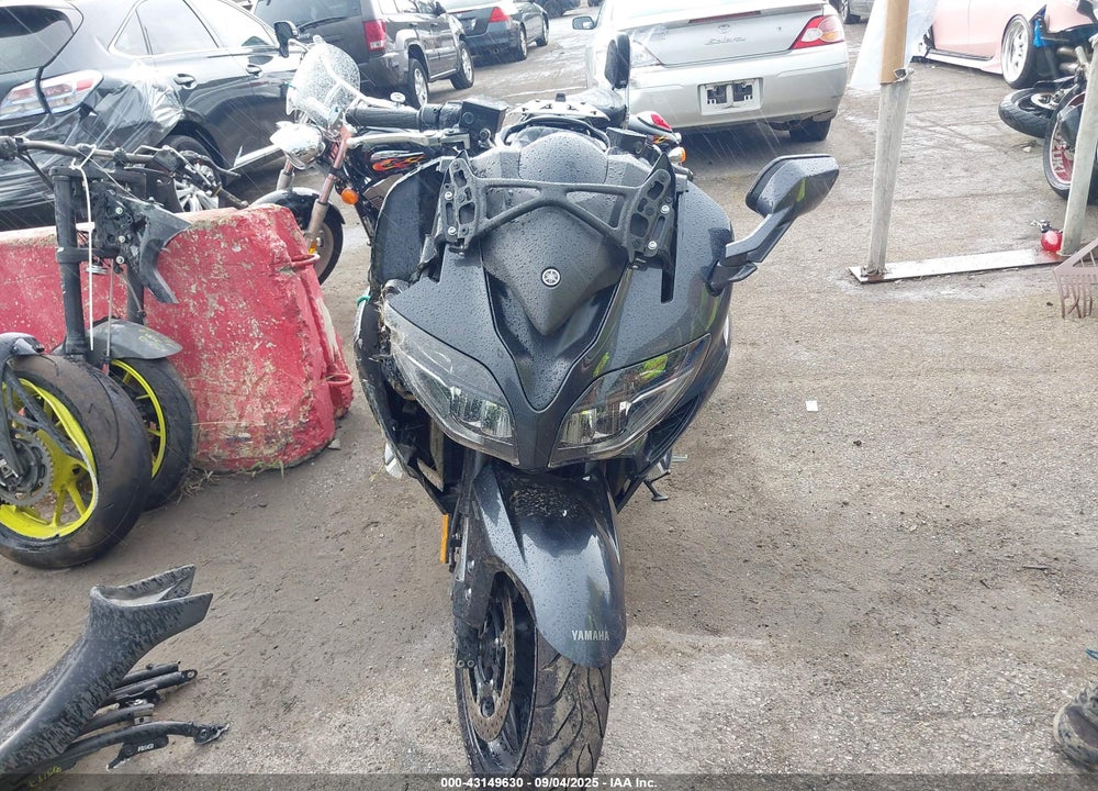 2021 YAMAHA FJR1300 AE VIN: JYARP30E0MA001094