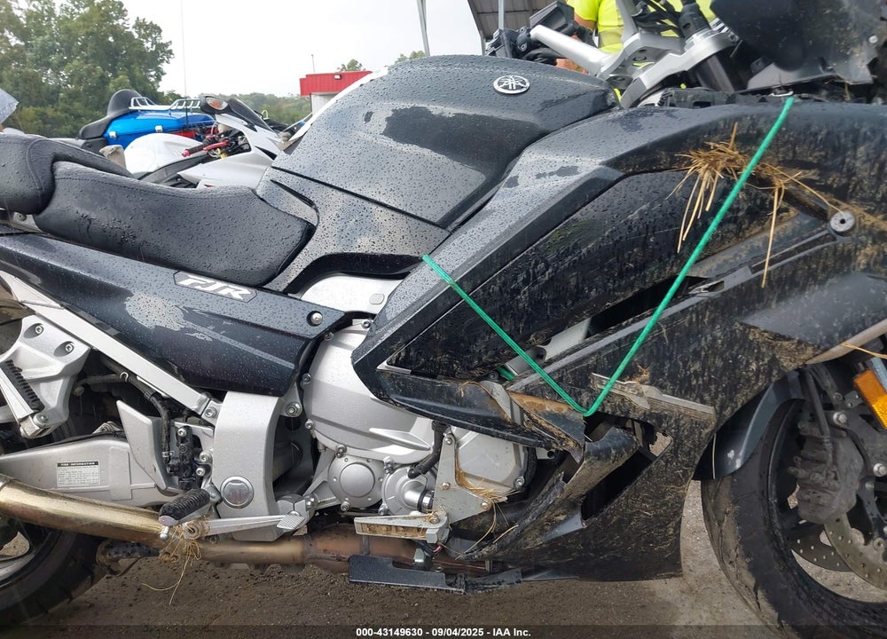 2021 YAMAHA FJR1300 AE VIN: JYARP30E0MA001094