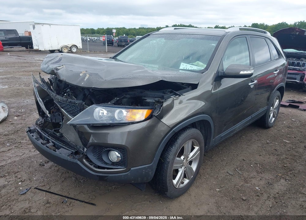 2013 KIA SORENTO VIN: 5XYKU3A63DG420398