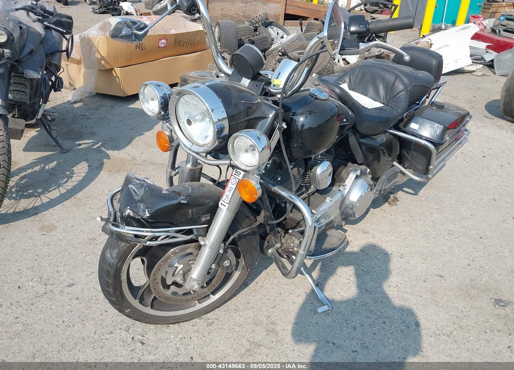 2010 HARLEY-DAVIDSON FLHP VIN: 1HD1FHM16AB641758