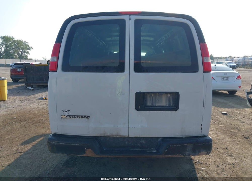 2017 CHEVROLET EXPRESS 2500 WORK VAN VIN: 1GCWGBFF1H1136625