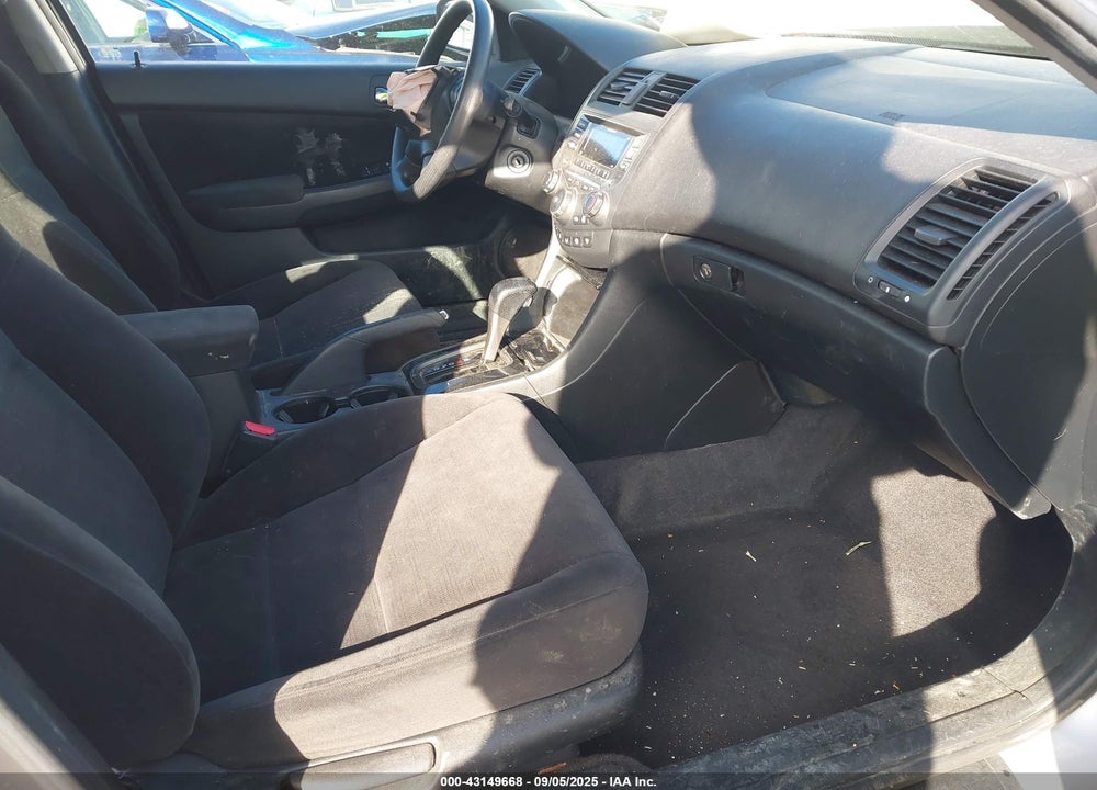 2007 HONDA ACCORD 2.4 SE VIN: JHMCM56367C021541