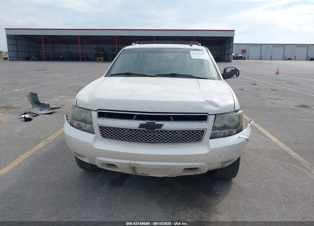 2011 CHEVROLET AVALANCHE 1500 LTZ VIN: 3GNTKGE3XBG330138