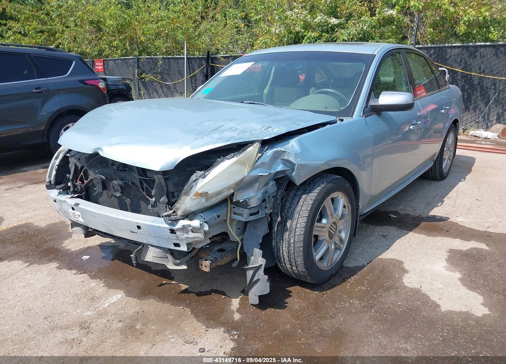 2009 MERCURY SABLE VIN: 1MEHM42W09G629860