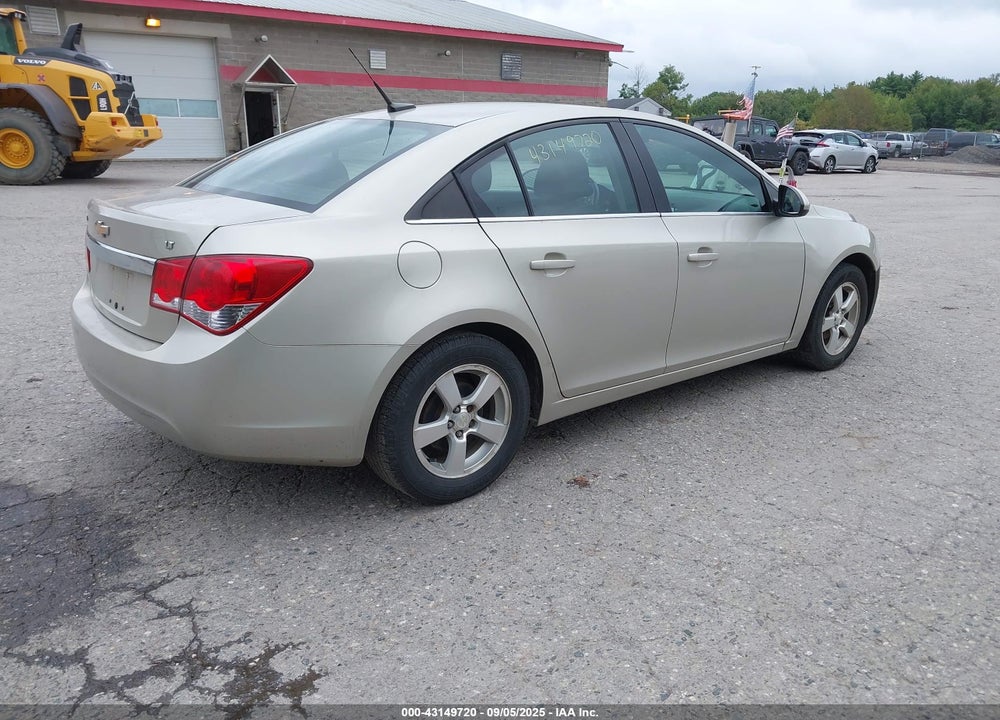 2014 CHEVROLET CRUZE 1LT AUTO VIN: 1G1PC5SB7E7311479