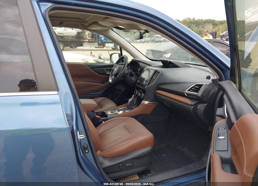 2020 SUBARU FORESTER VIN: JF2SKAXC2LH543897