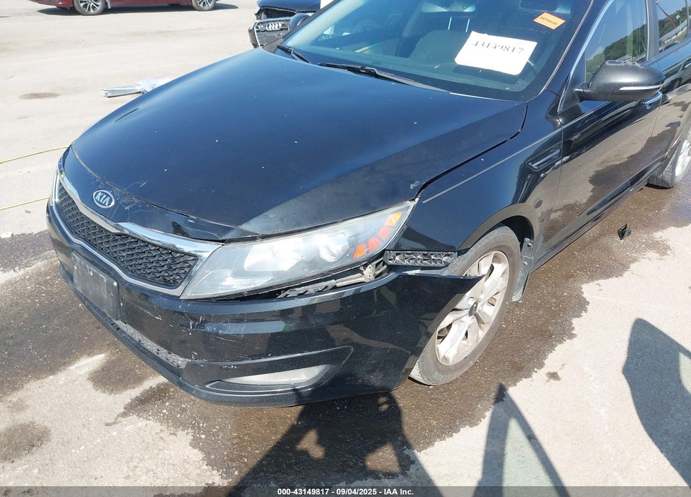 2011 KIA OPTIMA VIN: KNAGN4A75B5075864