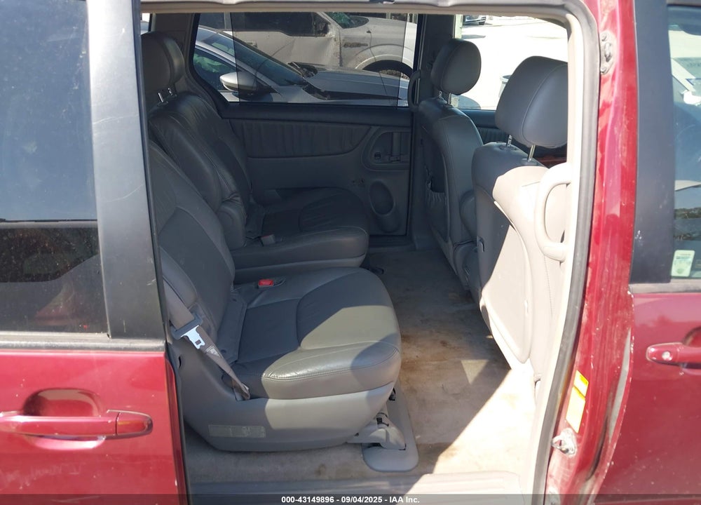 2008 TOYOTA SIENNA XLE VIN: 5TDZK22C48S175400