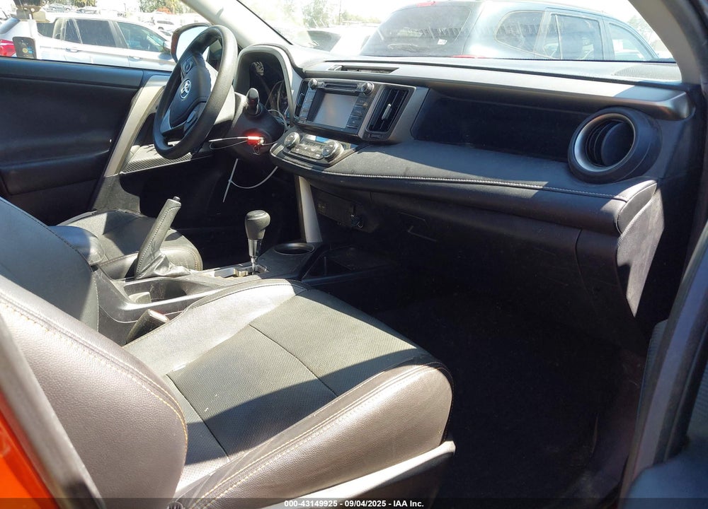2015 TOYOTA RAV4 VIN: 2T3WFREV0FW185446