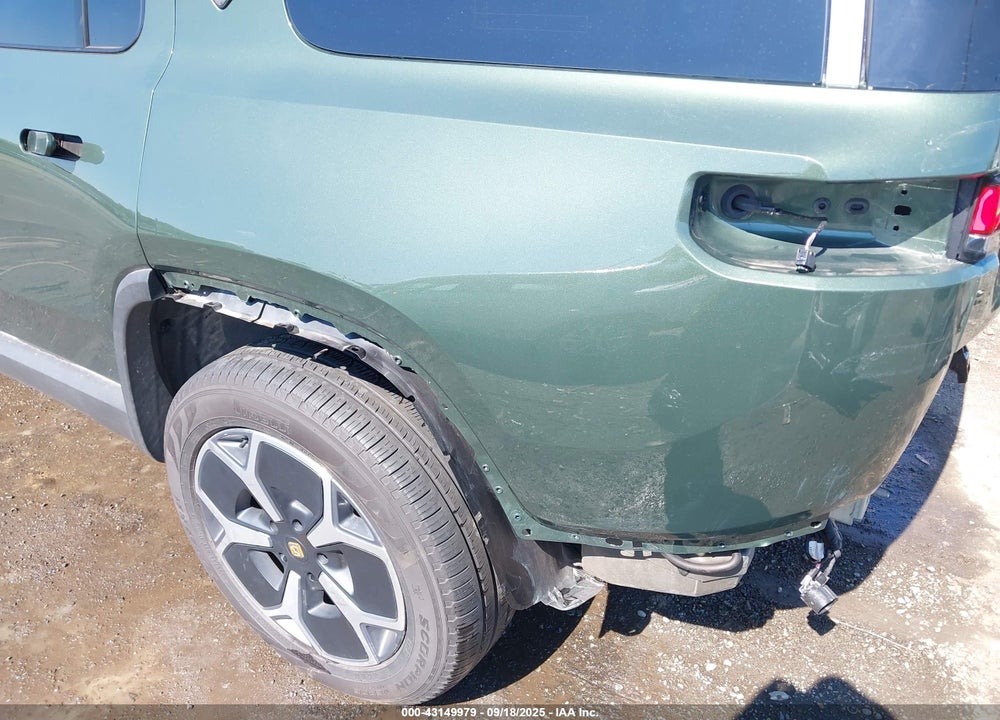 2023 RIVIAN R1S ADVENTURE VIN: 7PDSGABA2PN027268