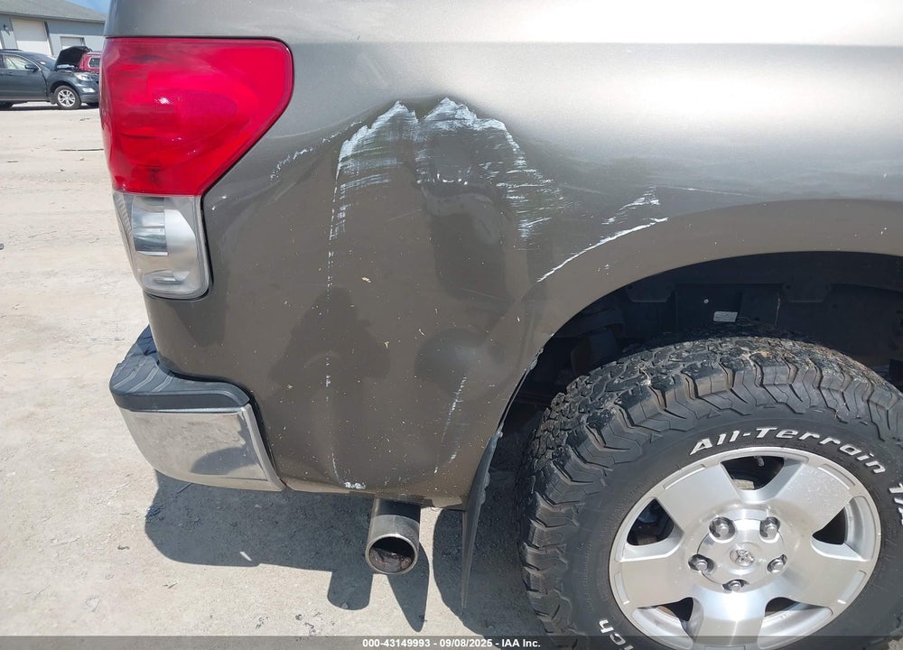 2008 TOYOTA TUNDRA VIN: 5TFDV58128X082622