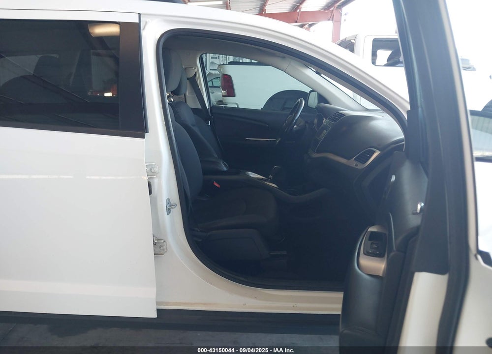 2018 DODGE JOURNEY VIN: 3C4PDCBG9JT525237